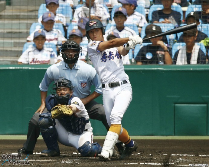 木本凌雅(秀岳館)スカウト評価ドラフト先や出身中学や通算本塁打、家族 